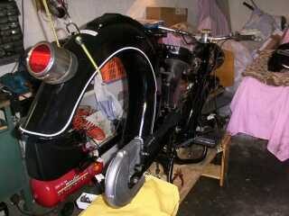 Kabelbaum und Bowdenzüge Kabelbaum und Bowdenzüge